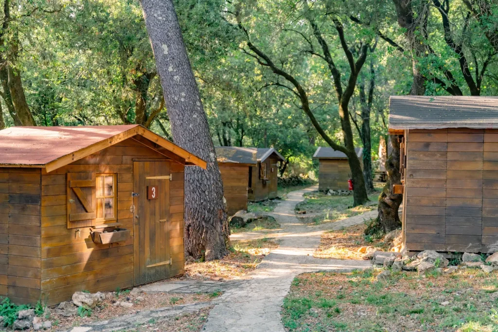 Cabanon chalet bois exteireur 1 Le Hameau de lEtoile