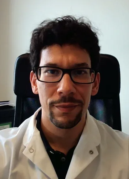 Soufiane Carde Psychiatre Psychotherapeute TCC Hameau de l'étoile