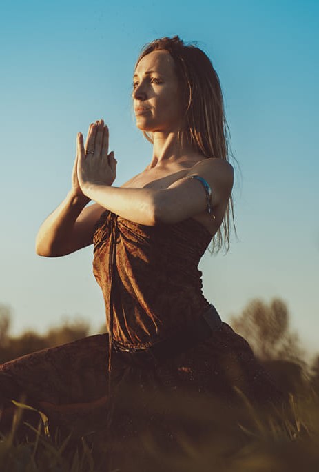 caroline deroulez yoga au hameau de l'etoile