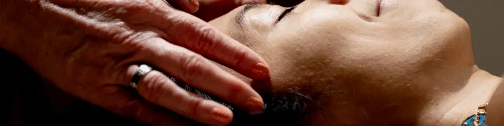 Formation Massage Tantrique "Corps-Conscience" : Vers une Guérison de l’Être- Hameau de l'étoile