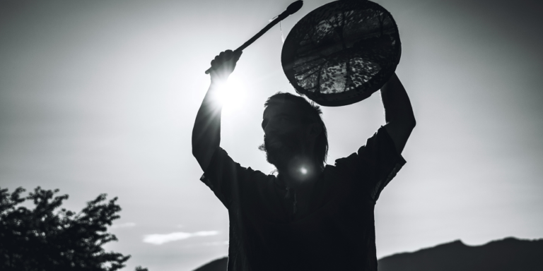 Chamane en France - Le Hameau